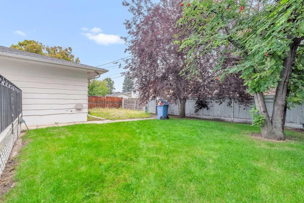 10732 Maplebend Drive SE
