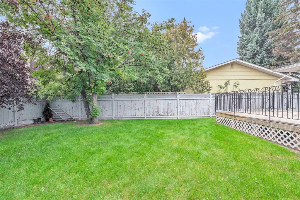 10732 Maplebend Drive SE