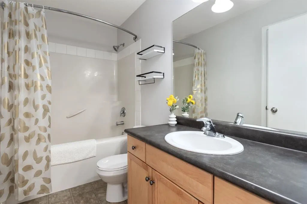75 Mckenzie Towne Gate SE