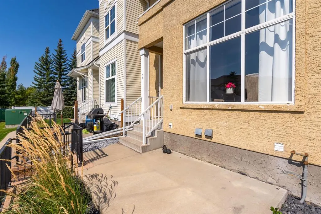 75 Mckenzie Towne Gate SE
