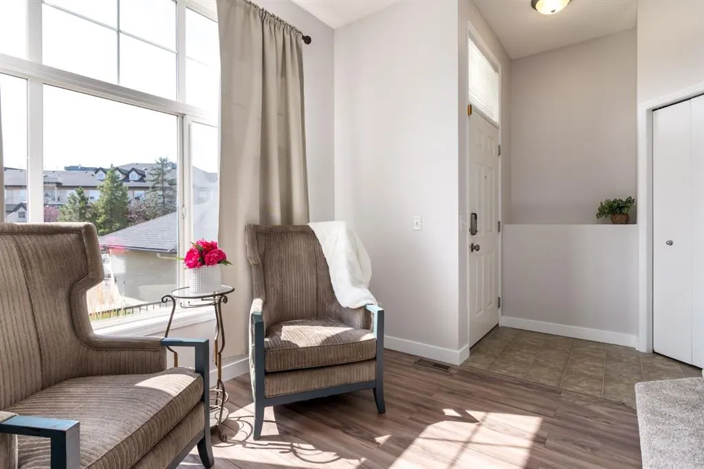 75 Mckenzie Towne Gate SE