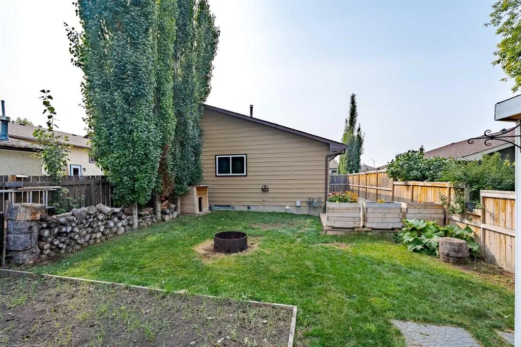 224 Jensen Drive NE