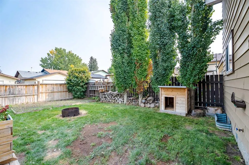 224 Jensen Drive NE