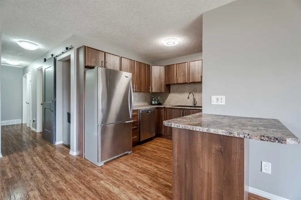 224 Jensen Drive NE