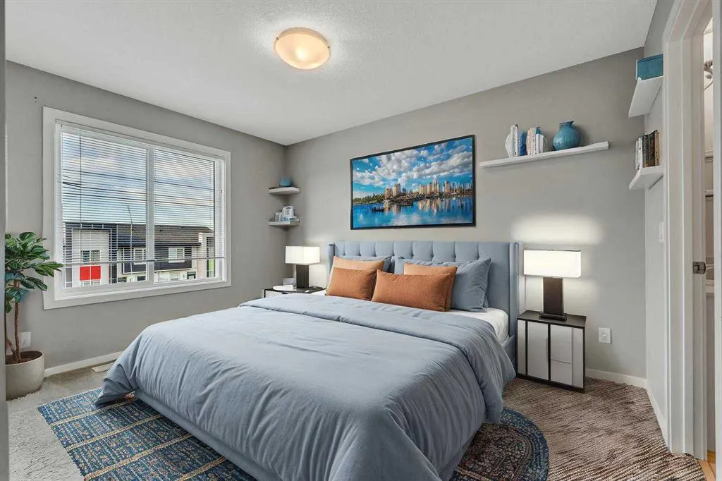140 Redstone Walk NE, #203