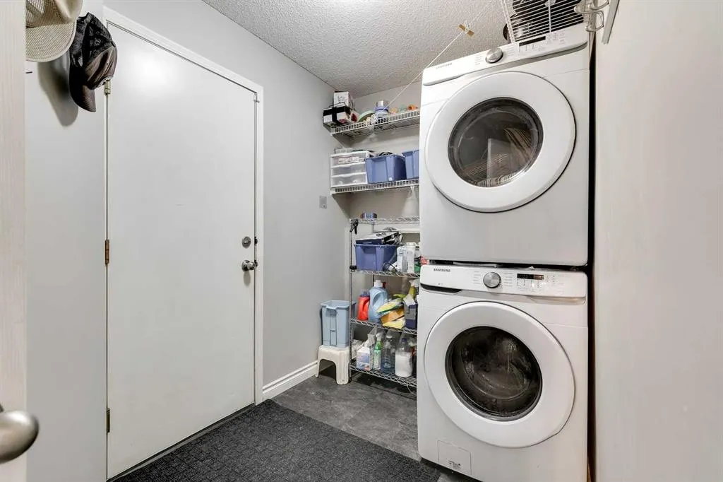 274 Mt Assiniboine Place SE