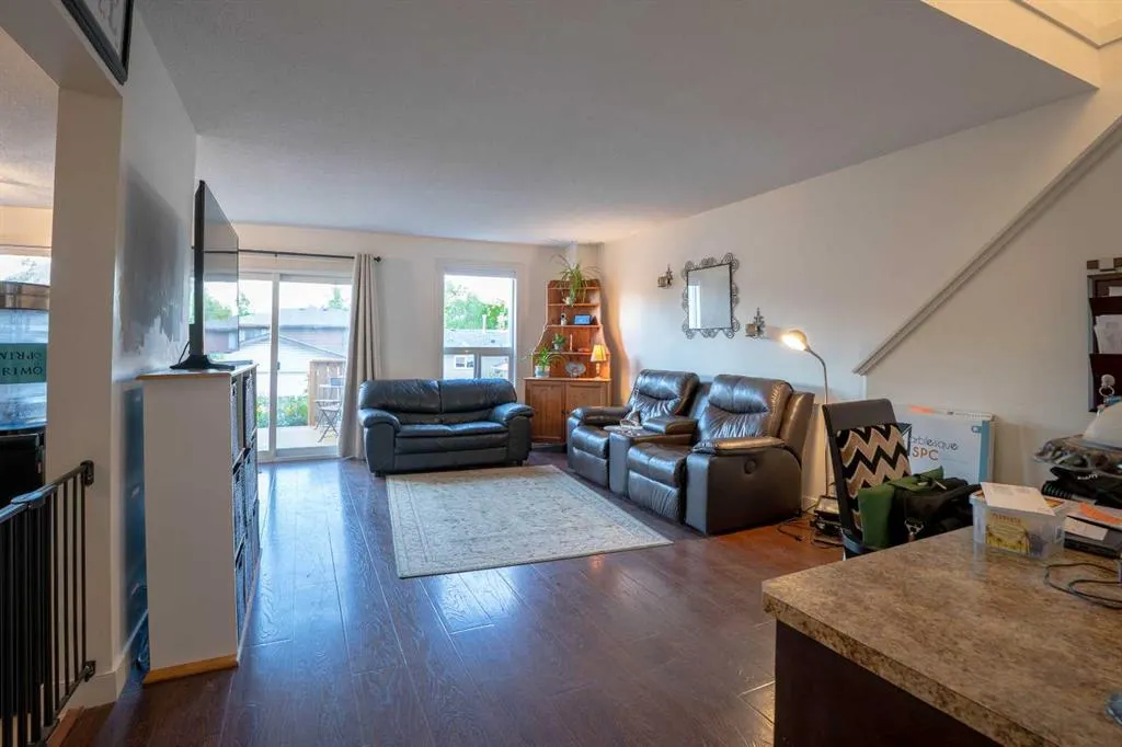 23 Bedwood Place NE