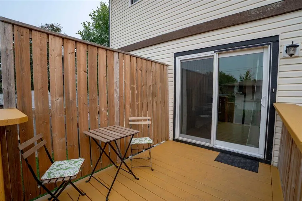 23 Bedwood Place NE