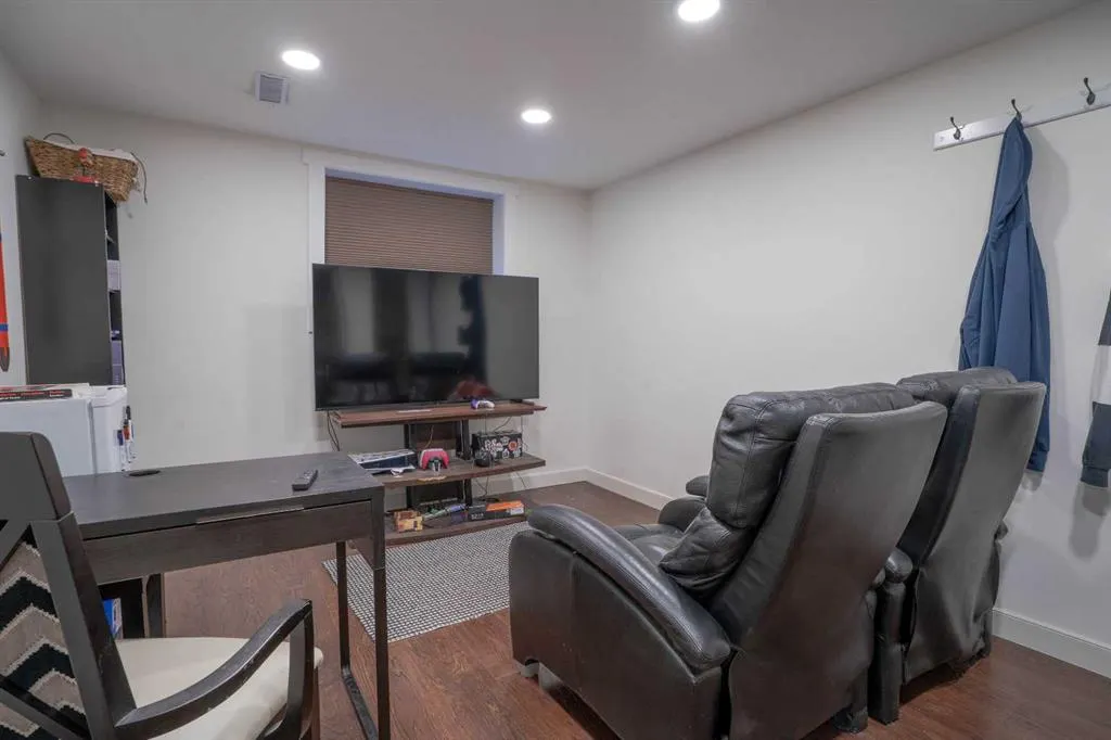 23 Bedwood Place NE