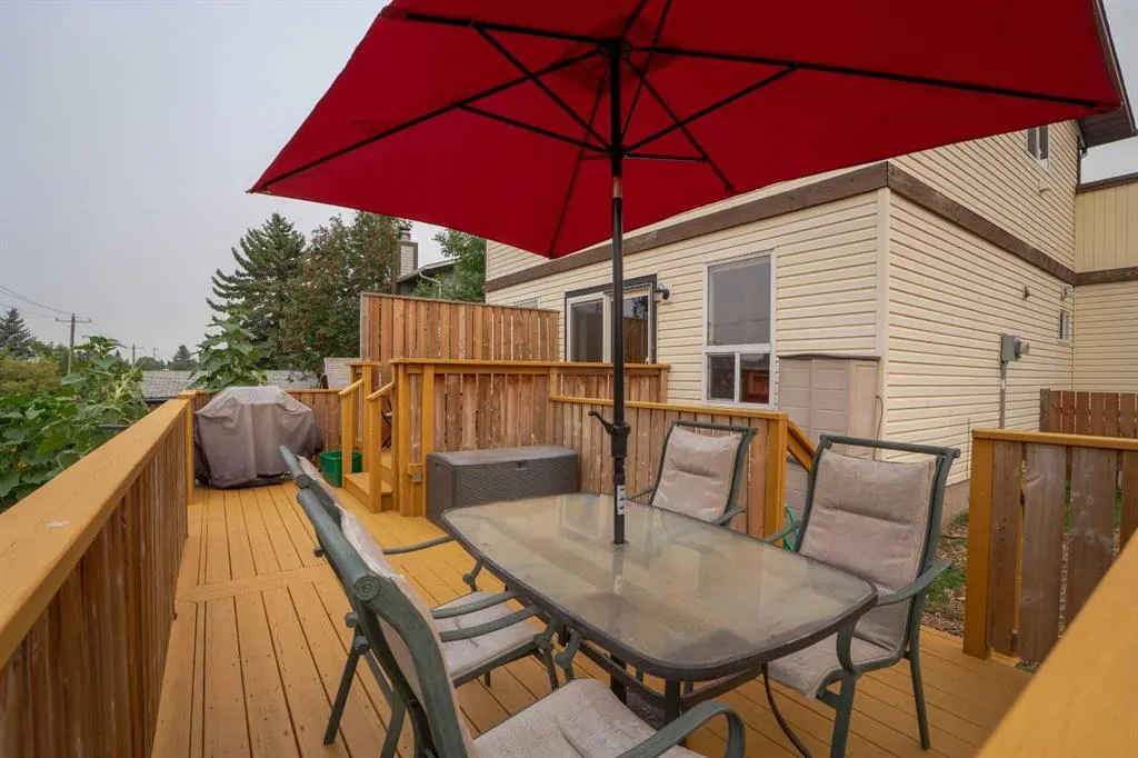 23 Bedwood Place NE
