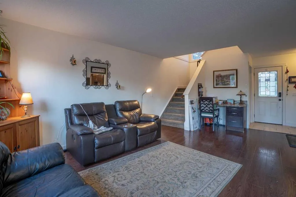 23 Bedwood Place NE