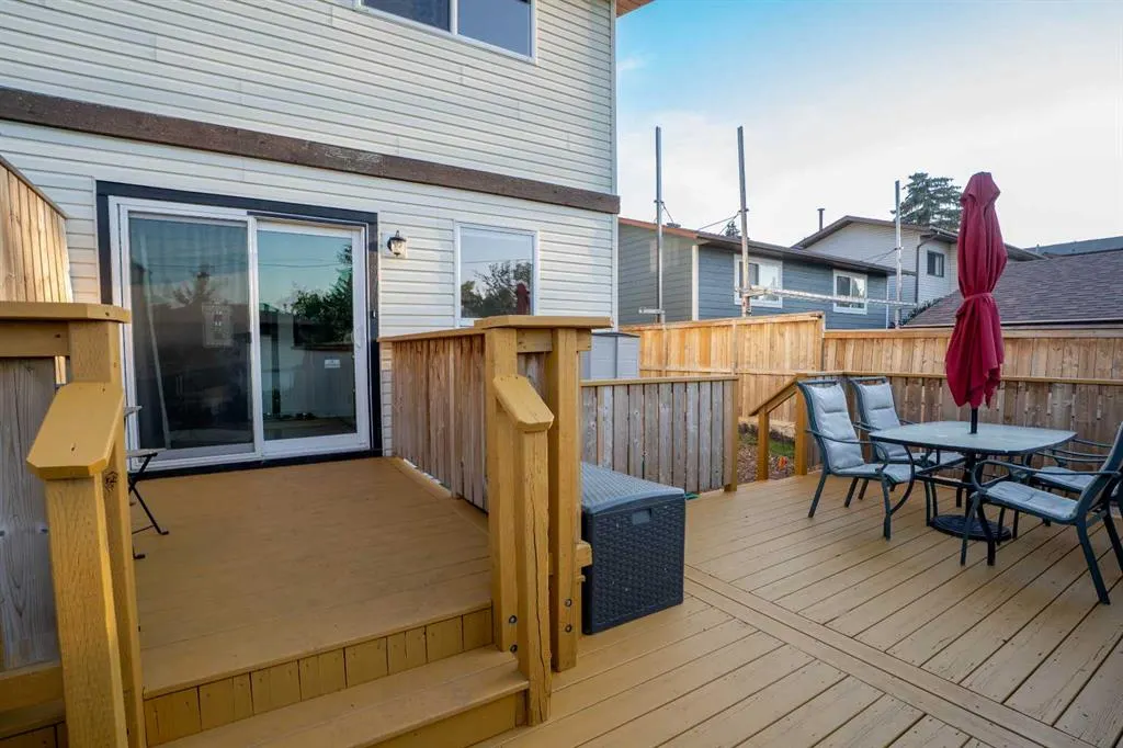 23 Bedwood Place NE