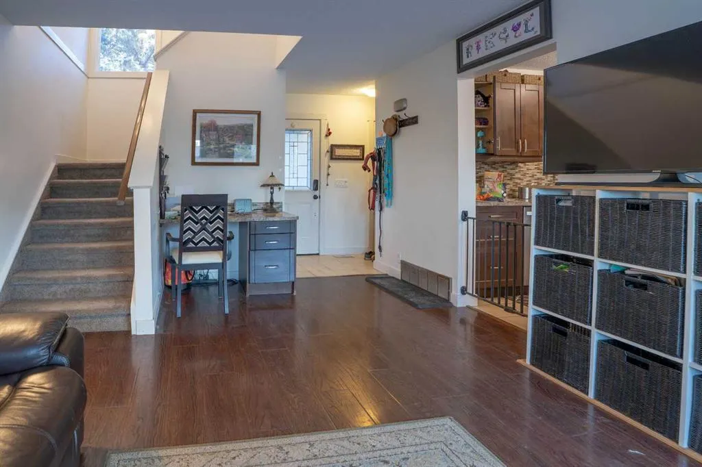 23 Bedwood Place NE