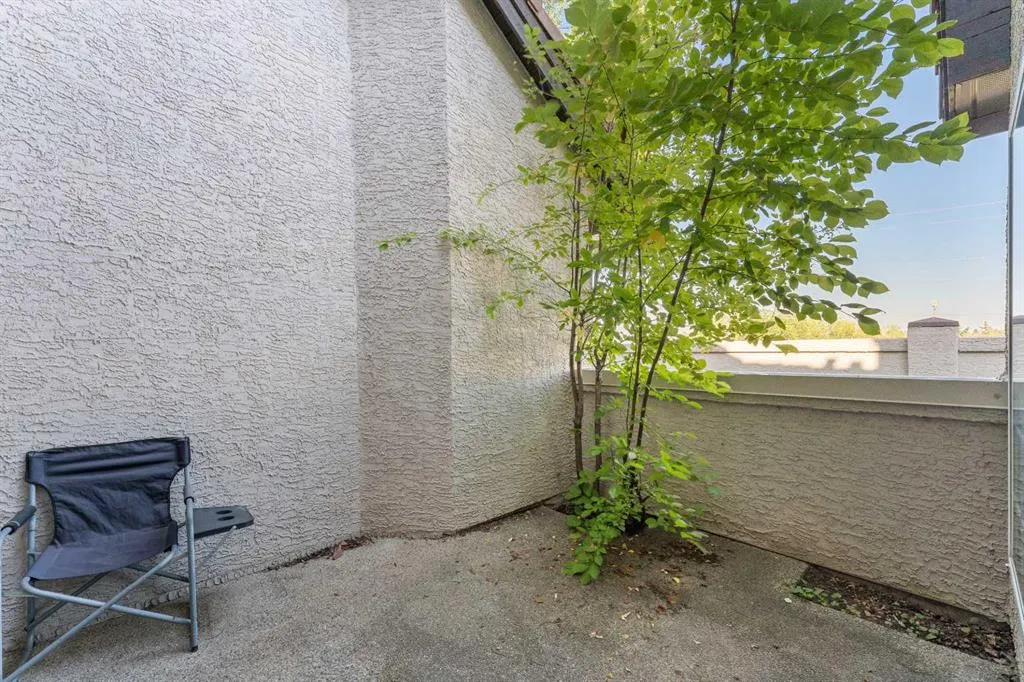 1997 Sirocco Drive SW, #606