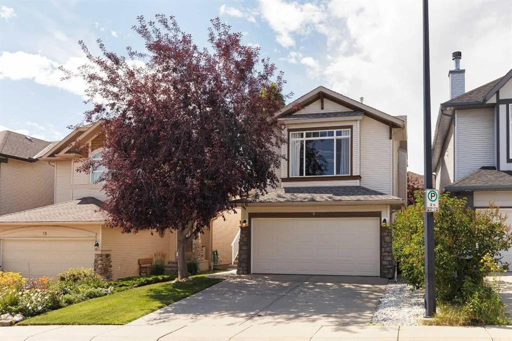 9 Springborough Point SW