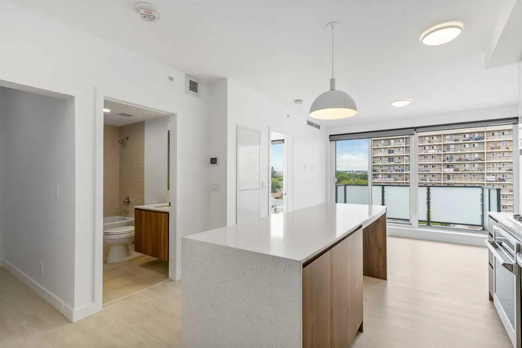 327 9A Street NW, #610