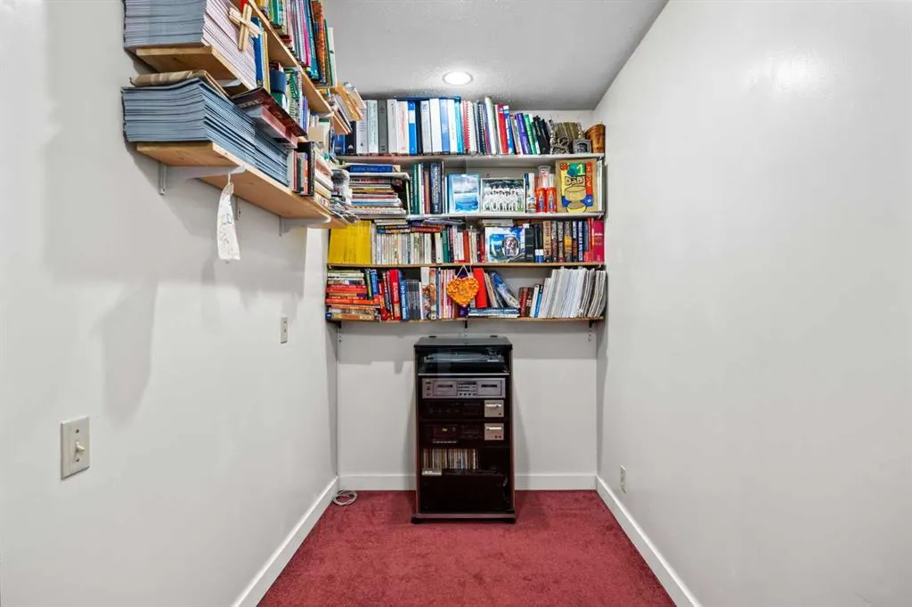 108 Templegreen Road NE
