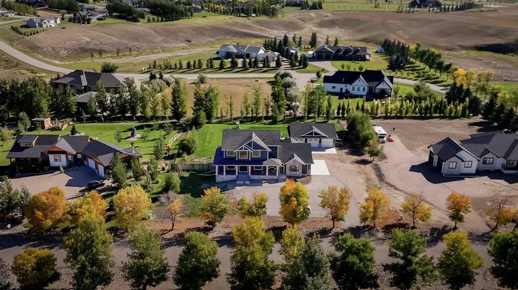 105 Whitetail Place W