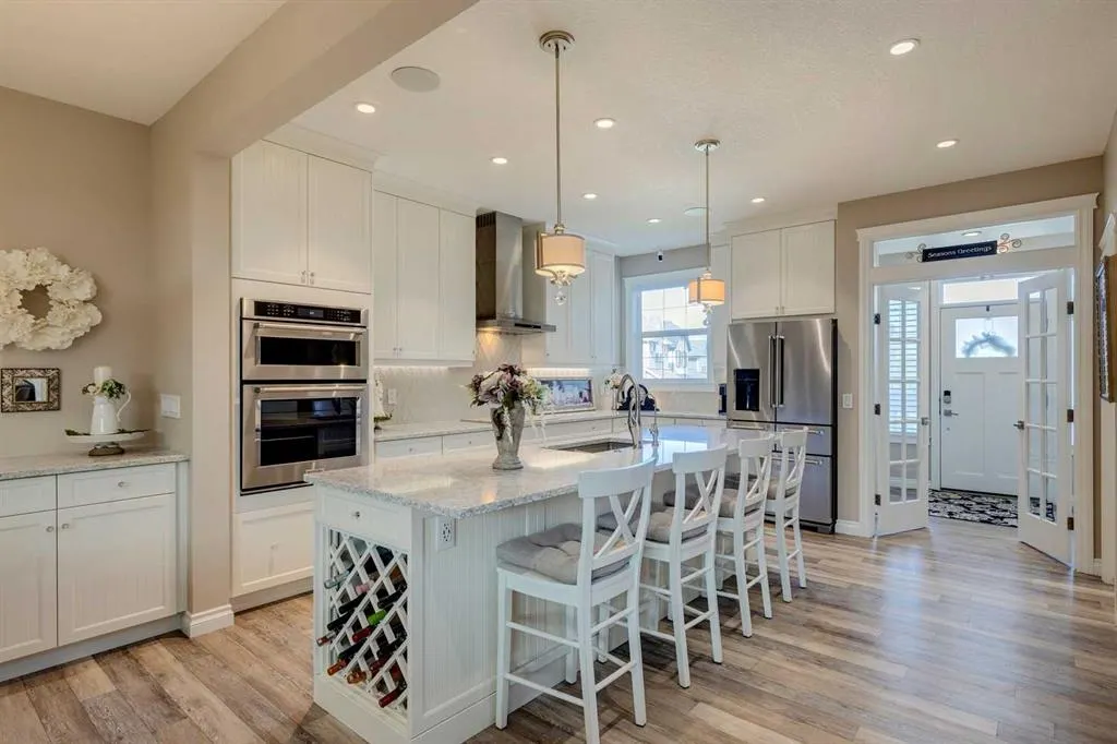 68 Mahogany Crescent SE