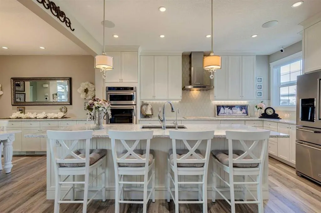 68 Mahogany Crescent SE