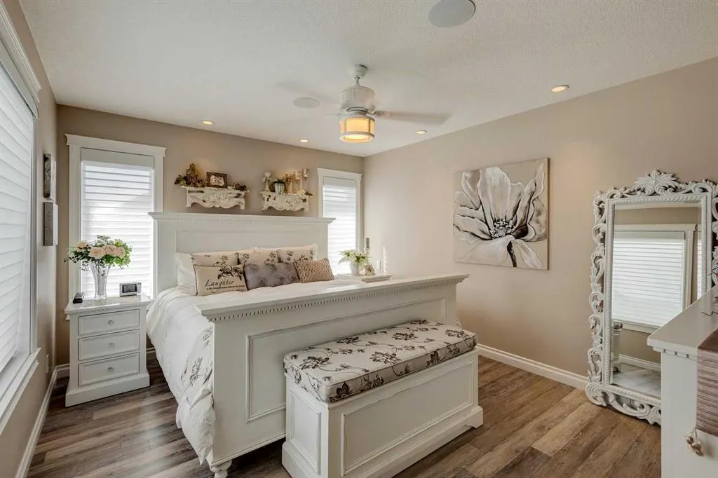 68 Mahogany Crescent SE