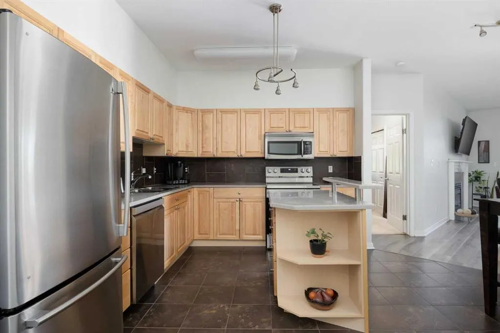 1095 Timberline Drive, #101