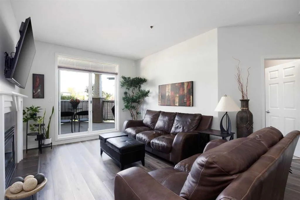 1095 Timberline Drive, #101