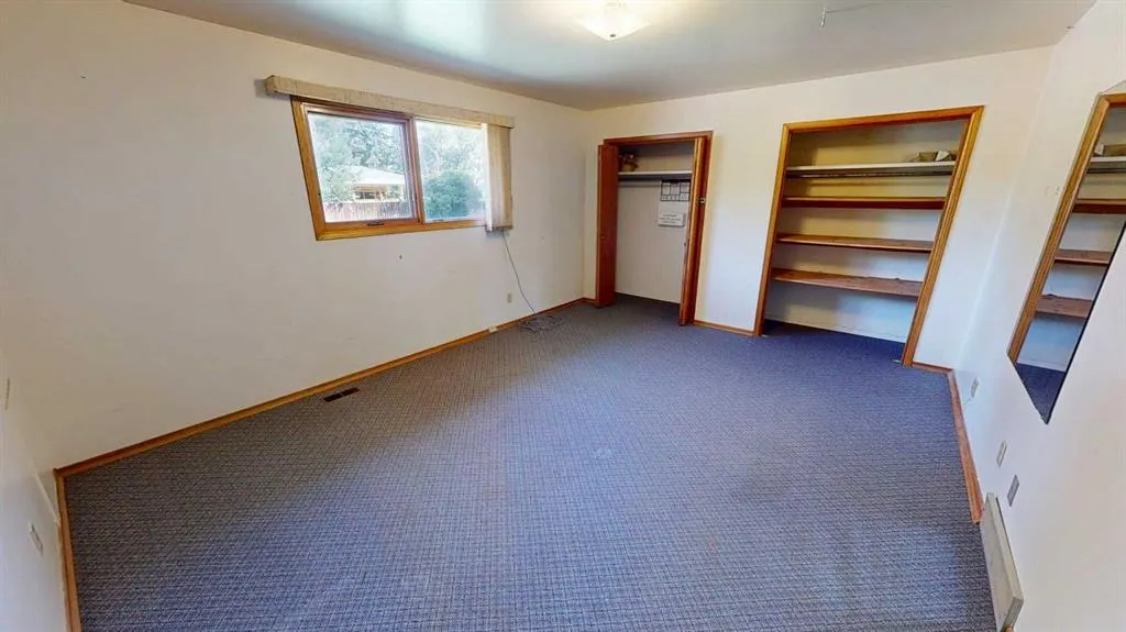 401 3rd Avenue W