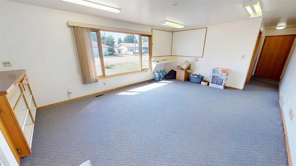 401 3rd Avenue W