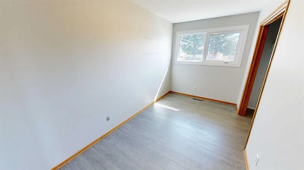 401 3rd Avenue W
