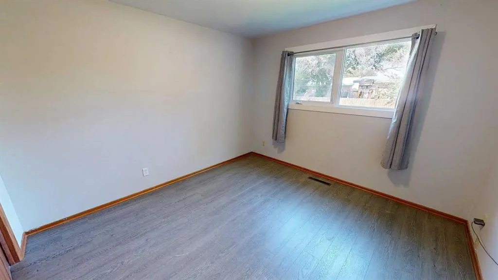 401 3rd Avenue W