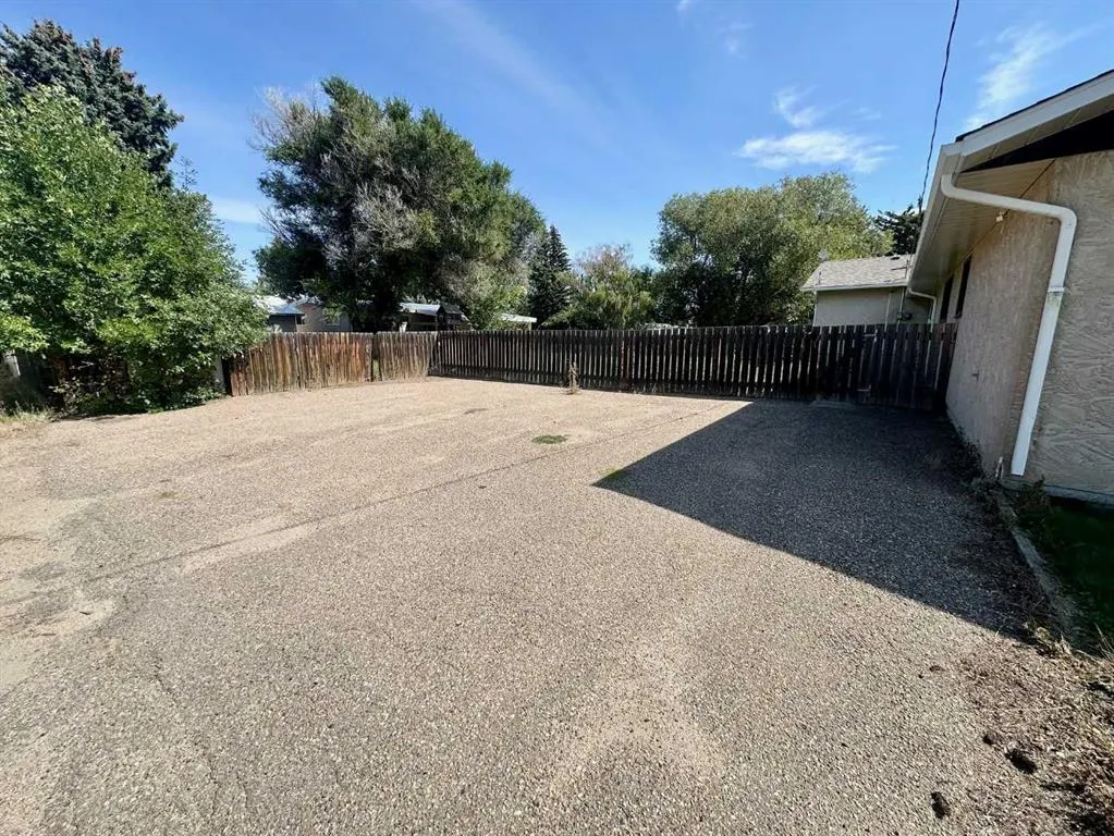 401 3rd Avenue W