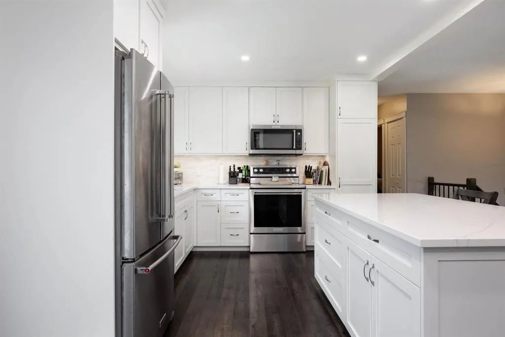 525 Beacon Hill Drive