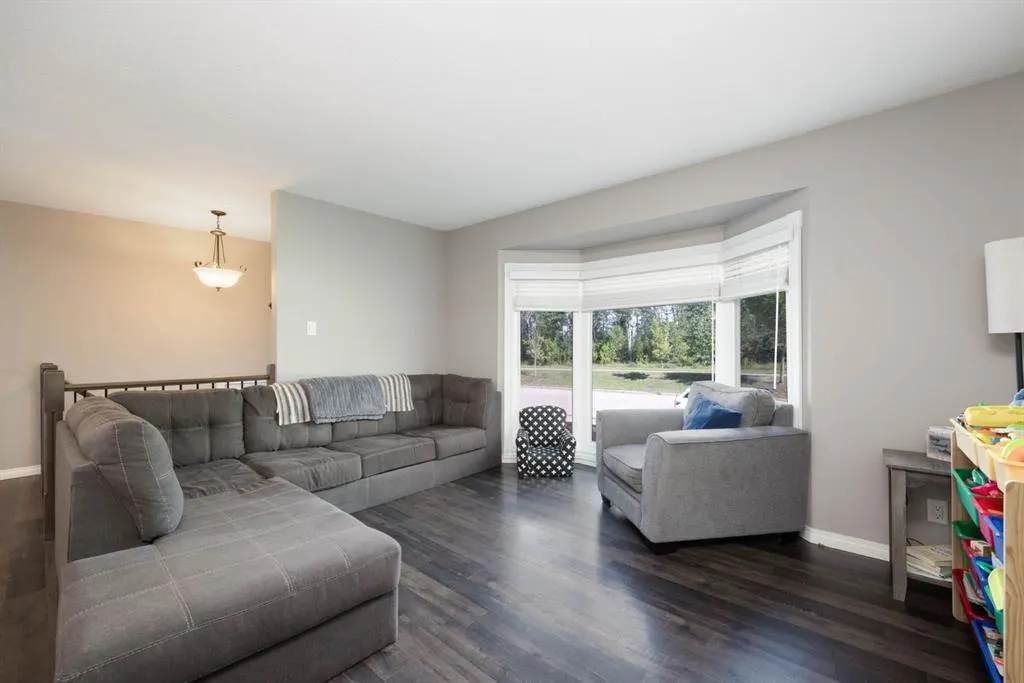 525 Beacon Hill Drive