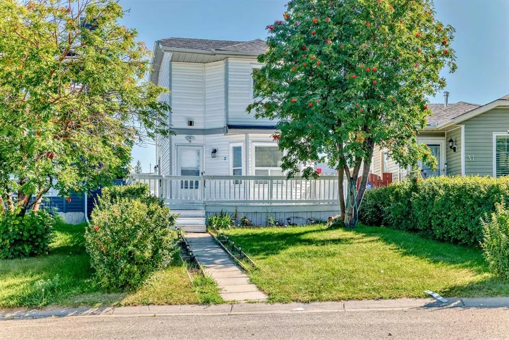33 Martinridge Place NE