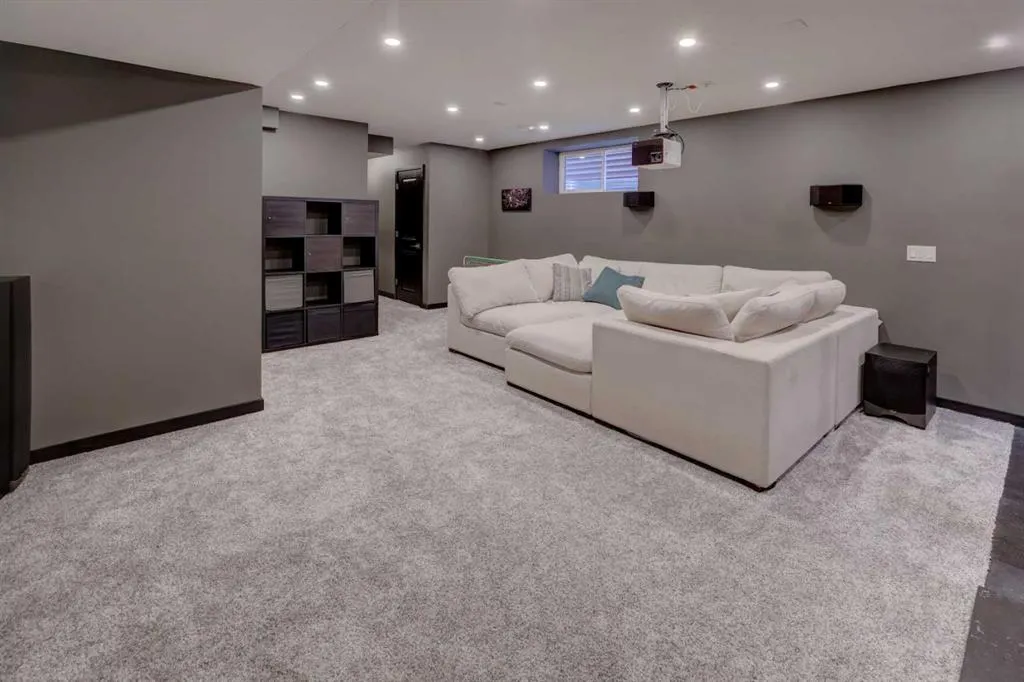 251 Belmont Heath SW