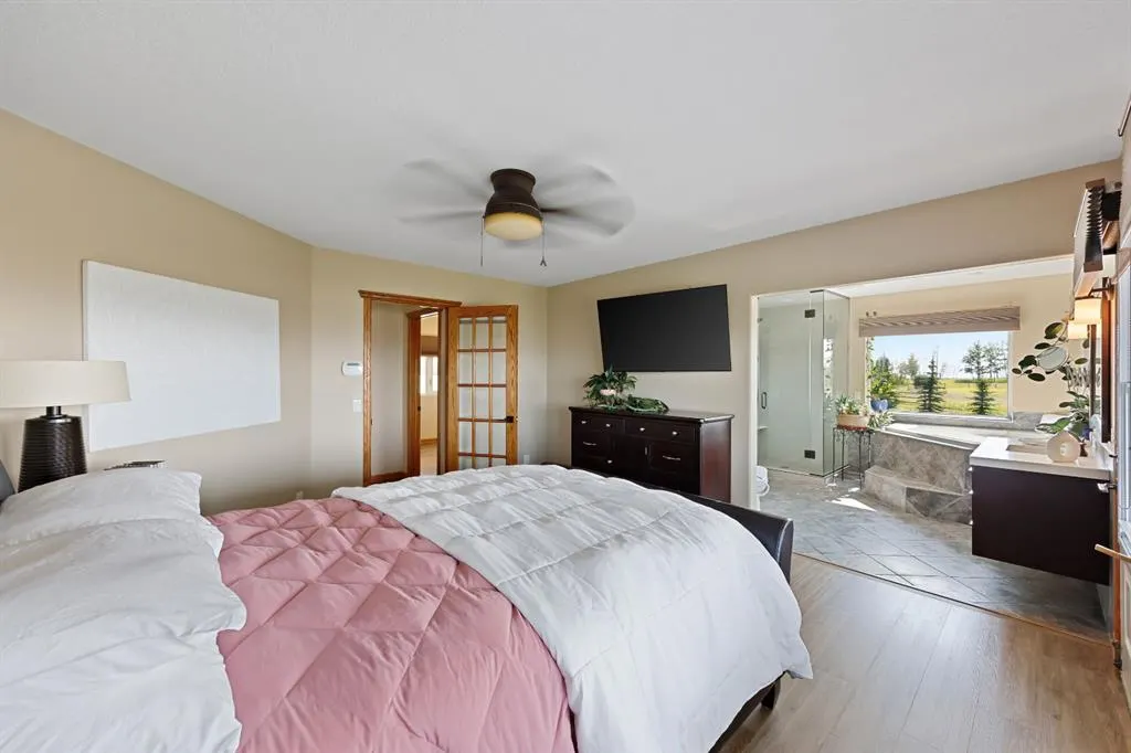 260011 Mountain Ridge Place