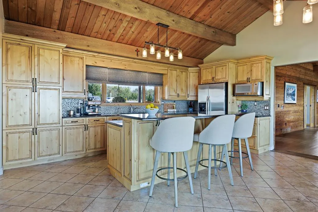 260011 Mountain Ridge Place