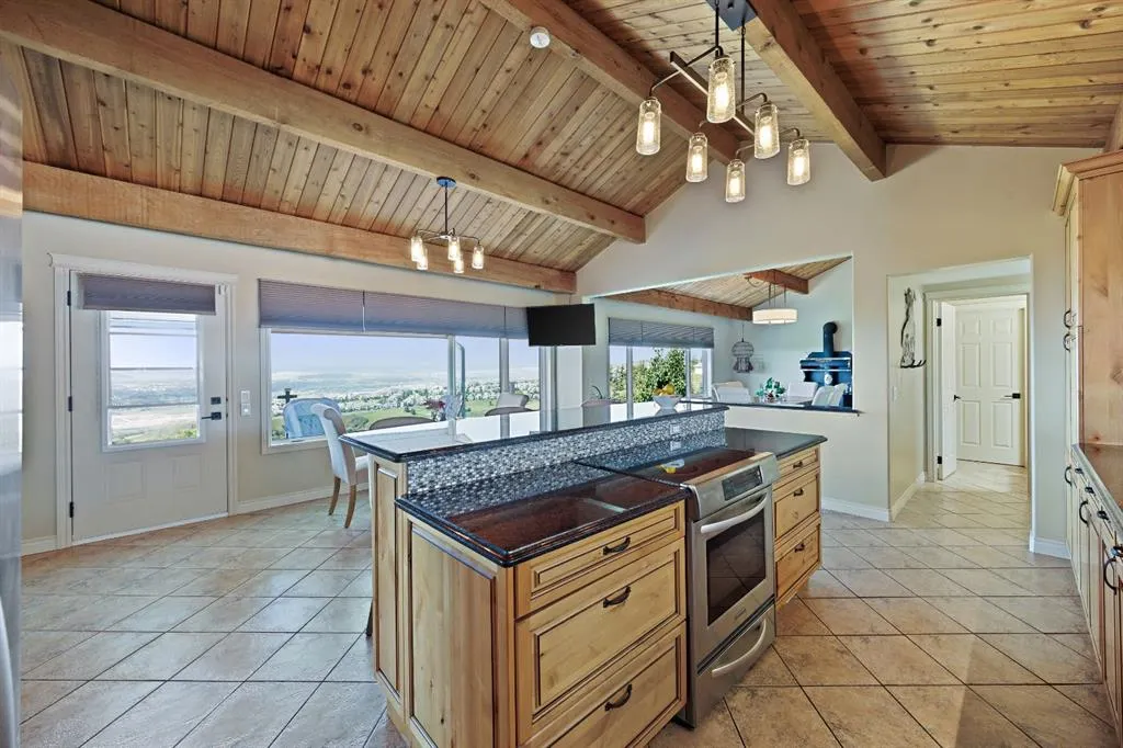 260011 Mountain Ridge Place