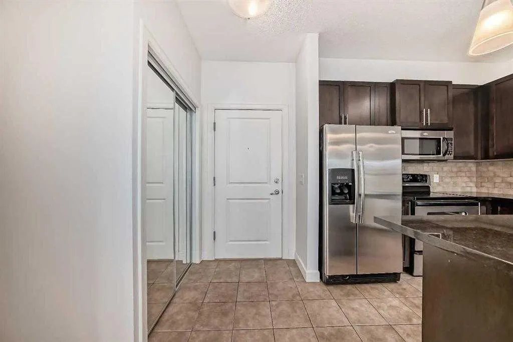 88 ARBOUR LAKE Road NW, #201
