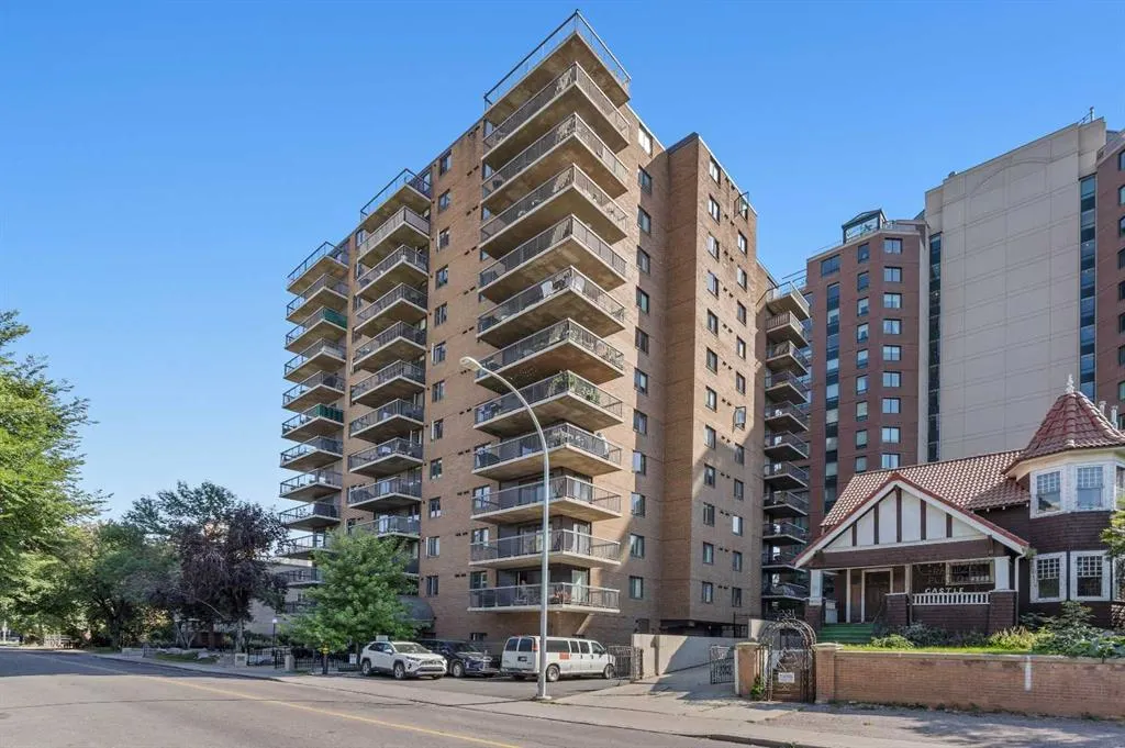 225 25 Avenue SW, #1305 (PH5)