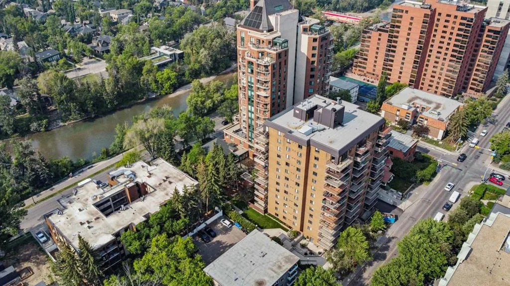 225 25 Avenue SW, #1305 (PH5)