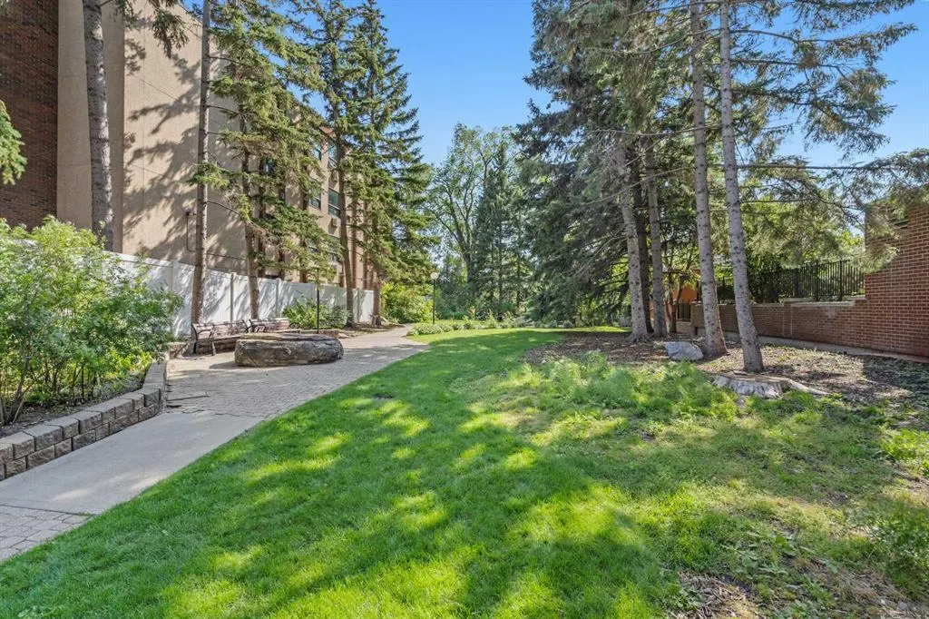225 25 Avenue SW, #1305 (PH5)