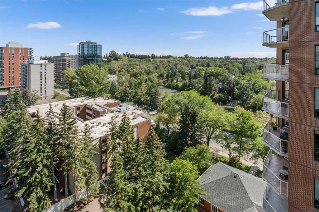 225 25 Avenue SW, #1305 (PH5)