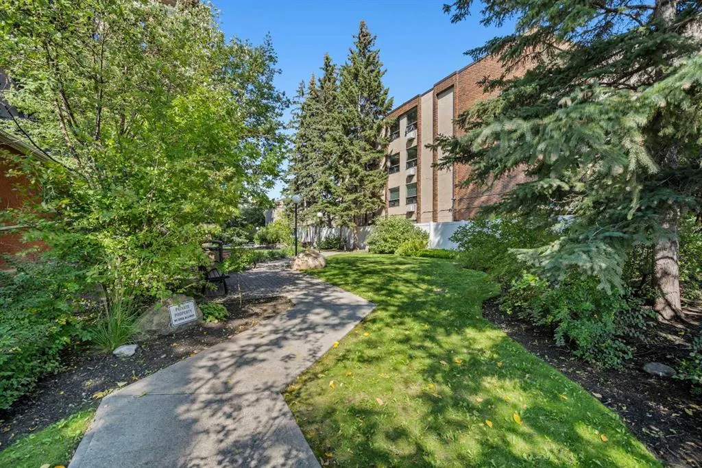 225 25 Avenue SW, #1305 (PH5)