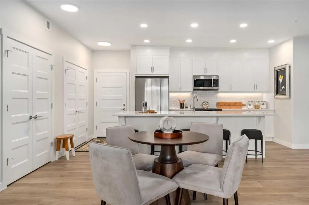125 Wolf Hollow Crescent SE, #112
