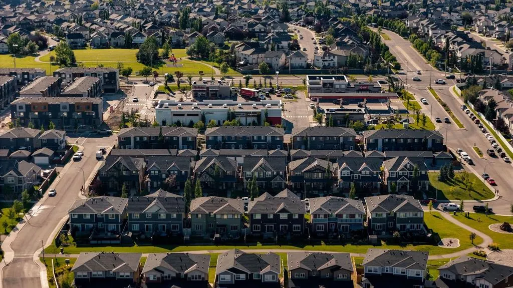 128 Midtown Court SW
