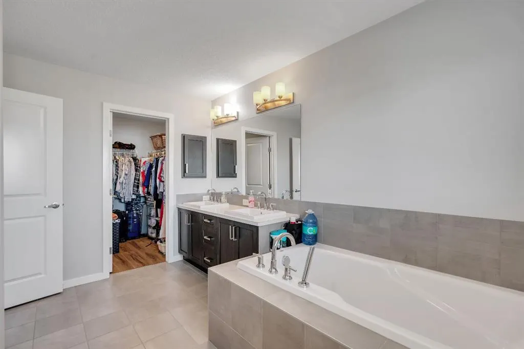 128 Midtown Court SW
