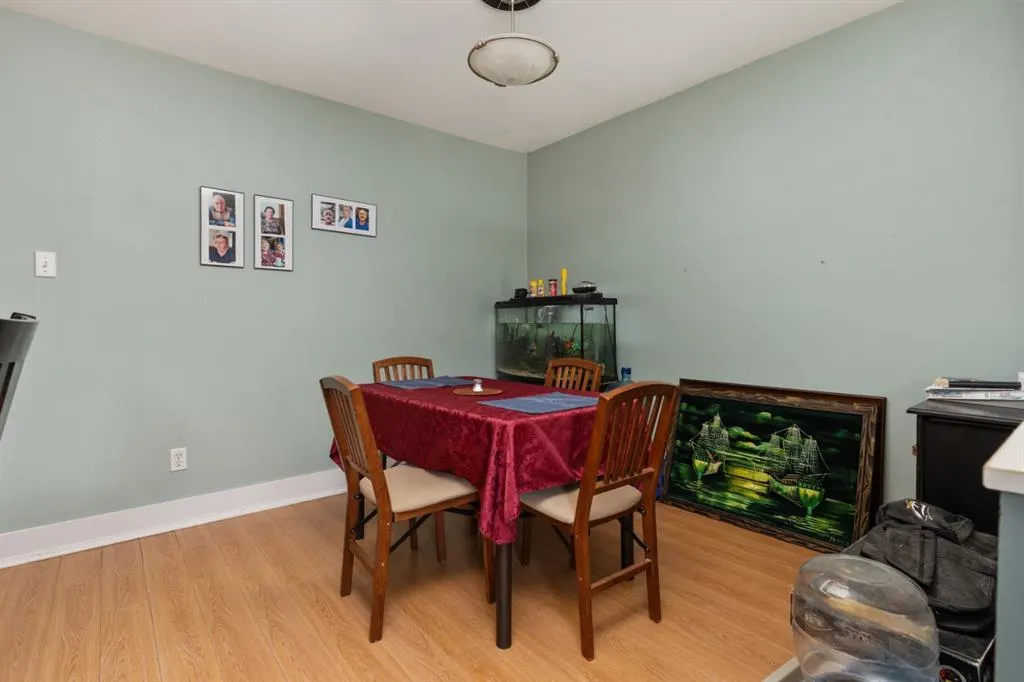 225 Dominion Street