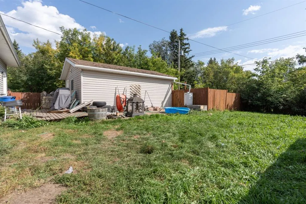 225 Dominion Street